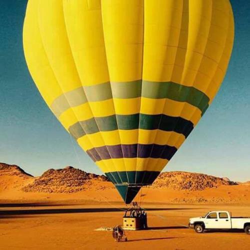 Ospiti di Bedouin Tours Camp