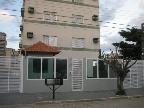 Foto da galeria de Edificio Casa Blanca no Guarujá
