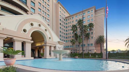 The Florida Hotel & Conference Center in the Florida Mall photo 22