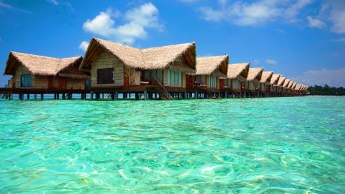 Afbeelding uit fotogalerij van Adaaran Select Huduran Fushi - with 24hrs Premium All Inclusive in North Male Atoll