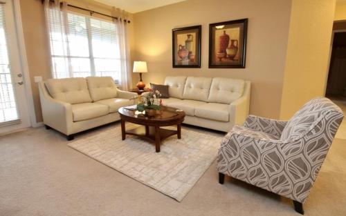 Shoreway Condo #231527