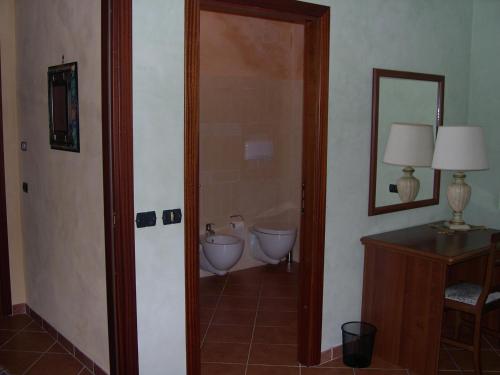 Een badkamer bij Aia di Lazzaro Country House