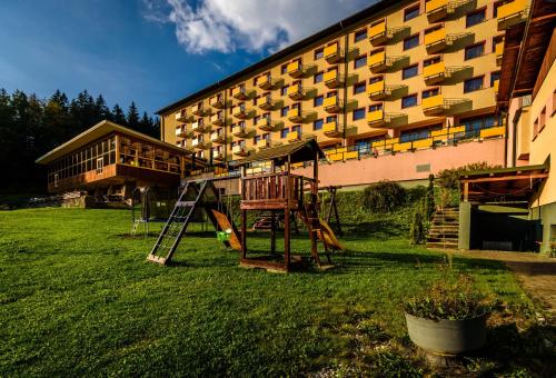 Budova, kde se hotel nachází