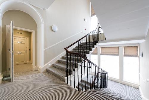 Royal Princes Suites photo 48