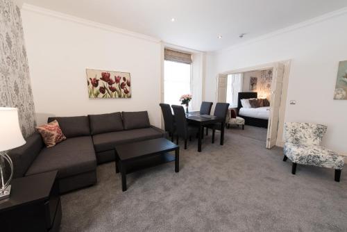 Royal Princes Suites photo 27