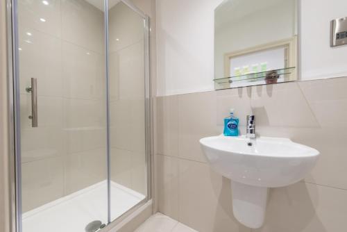 Royal Princes Suites photo 39
