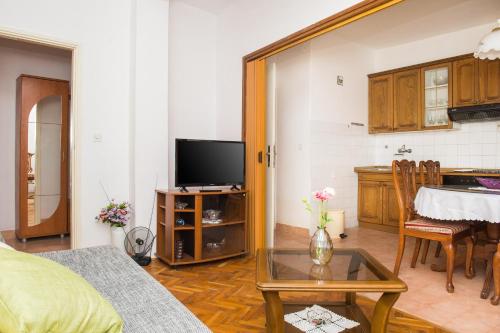 Apartment Tanaja