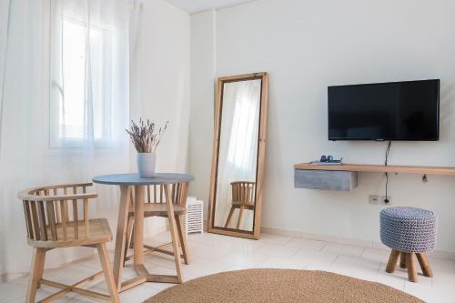 Televisyen dan/atau pusat hiburan di Argostoli Marina Suites