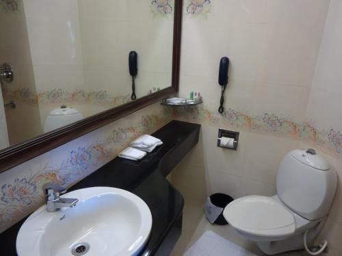 Un baño de Manuelsons Malabar Palace