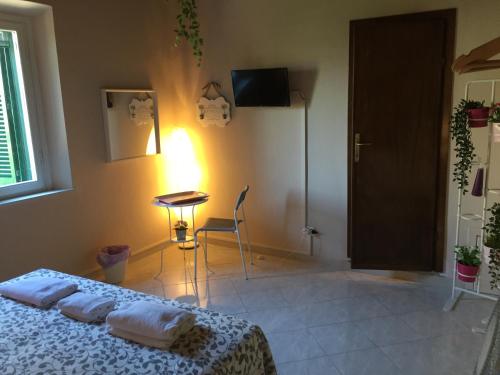 Postel nebo postele na pokoji v ubytování Smile Tower House
