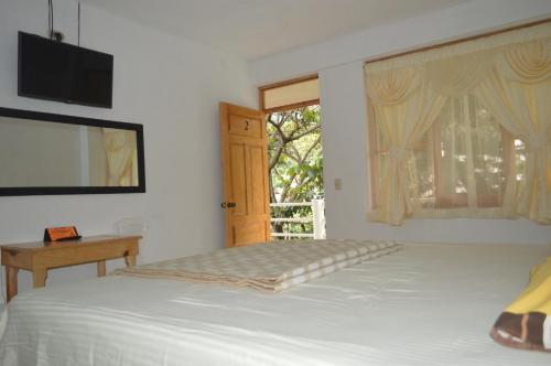 Gallery image of Hotel Xetawaa´l in San Pedro La Laguna