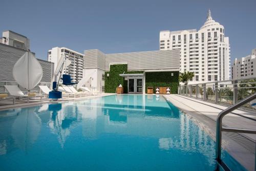 Gallery image of Berkeley Shore Hotel in Miami Beach