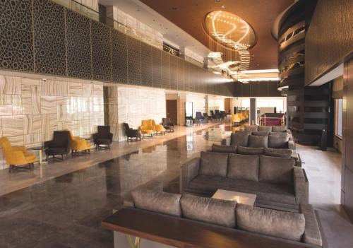 Posezení v ubytování Bayır Diamond Hotel & Convention Center Konya