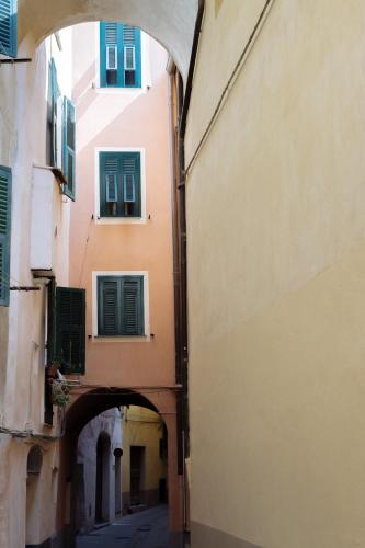 Foto dalla galleria di DUSSAIGA - Camera Delle Rose a Dolceacqua