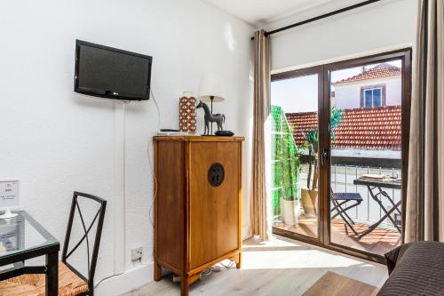 Gomes Freire Studio with Balcony