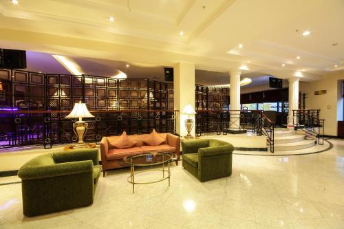 Гостиная зона в Radisson Blu Hotel, Tashkent
