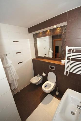 Bilik mandi di Hotel Vega