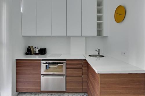 Pick a Flat's Apartment in Montmartre - Rue des Martyrs