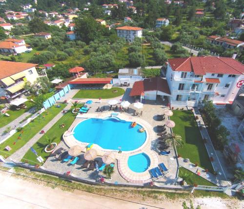 Πισίνα στο ή κοντά στο Erics Apartment