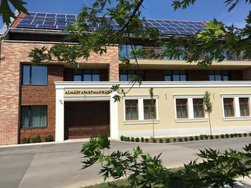 Almásy Apartmanház Gyula 5700 Gyula, 3 Károly Róbert utca kép - 3