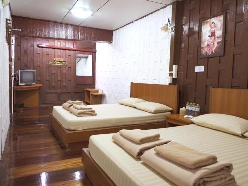 Foto dalla galleria di Boobpha Resort a Amphawa