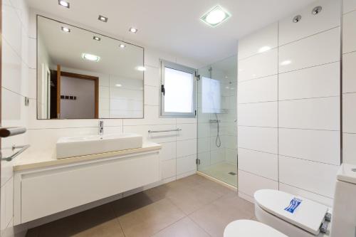 Living Las Canteras Homes - BEACHFRONT PLAYA GRANDE