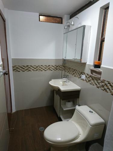 Apartamentos Colonial Homeにあるバスルーム
