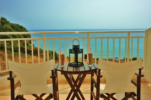 Gallery image of Maranton Beach Hotel in Koinyra
