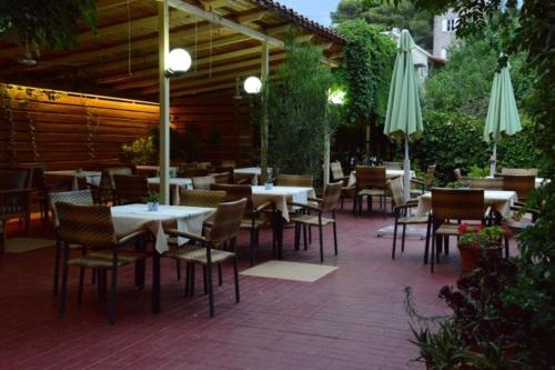 Gallery image of DIMITRA G TOLO APARTMENTs in Tolo