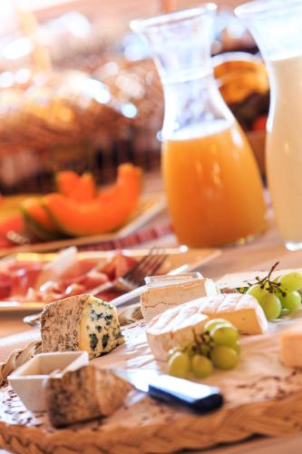 Jídlo v hotelu nebo okolí