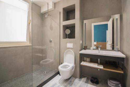 Urban Rooms tesisinde bir banyo