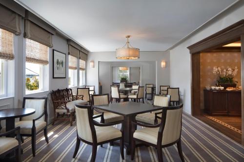 Hotel Drisco Image