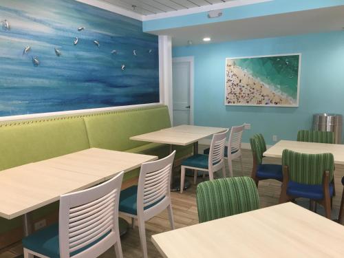 Palmera Inn and Suites photo 30