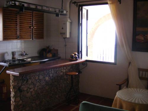 Dapur atau dapur kecil di Apartamentos San Antón