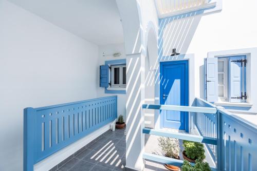 Gallery image of Fanouris Condo - Adults Only in Kamari