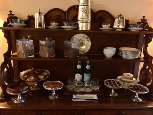 B&Bの敷地内または近くでの食事または食べ物