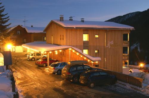 Gallery image of Hotel Edelweiss in Malles Venosta
