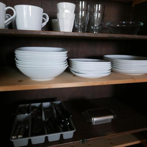 Kemudahan buat kopi dan teh di VierVaart Studio appartement