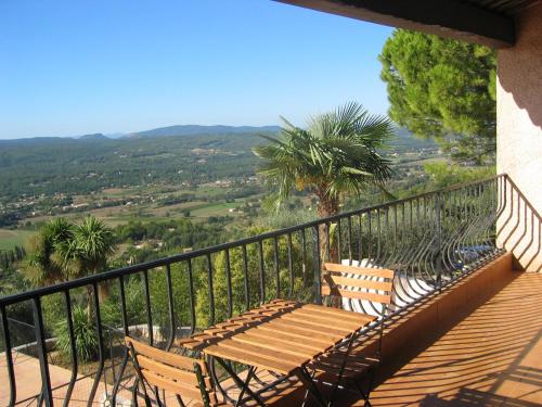Gallery image of Maison Elleysi in Montauroux