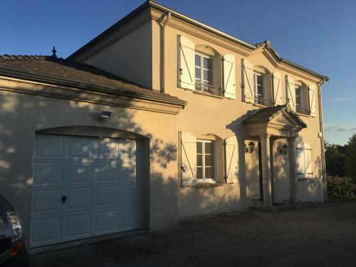 Gallery image of Gîte "Le Millésime 61" Billard in Flavigny