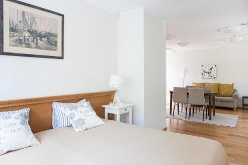 Кровать или кровати в номере Toila Valgevilla Apartments