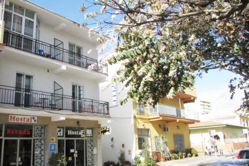 Hostel Hostal Nevada (Hispaania Fuengirola) - Booking.com