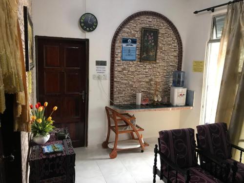 Gambar di galeri bagi Roomstay Kuala Nerus Gated Parking - 6m to Beach & 15m to Drawbridge di Kuala Terengganu