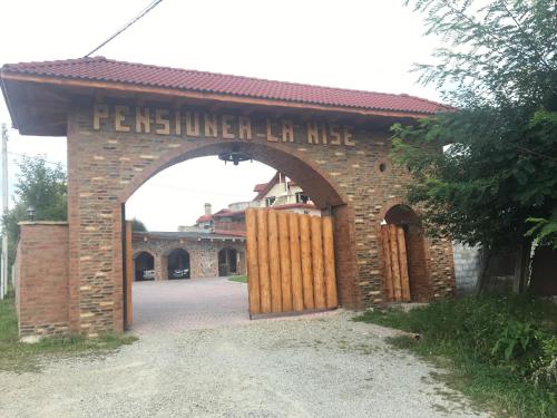 Φωτογραφία από το άλμπουμ του Pensiunea la Nise σε Sîmbăta de Sus