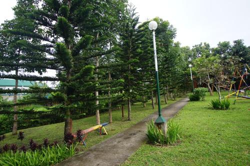 Zahrada ubytování Charming Tagaytay Vacation Home