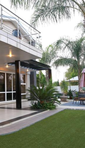 Cycad Palm Guest House Gaborone