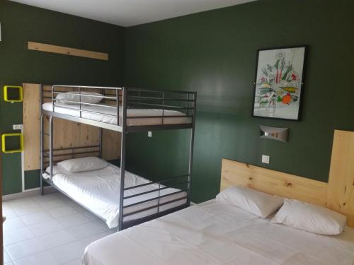 Krevet ili kreveti na kat u jedinici u objektu Fasthotel Montpellier Baillargues