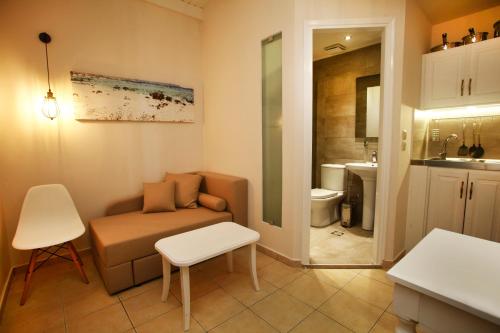 Studios Vasilis tesisinde bir banyo