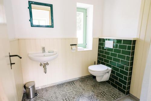 Salle de bains dans l'établissement Maison BOGArT