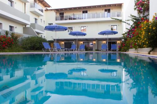 Πισίνα στο ή κοντά στο Panormo Beach Hotel
